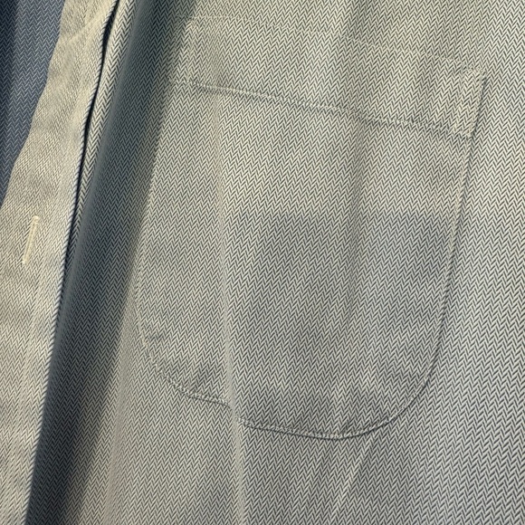 Burberry Men's Cotton Button Down with Plaid Cuffs and Neck Lining / 17 R - Picture 7 of 11